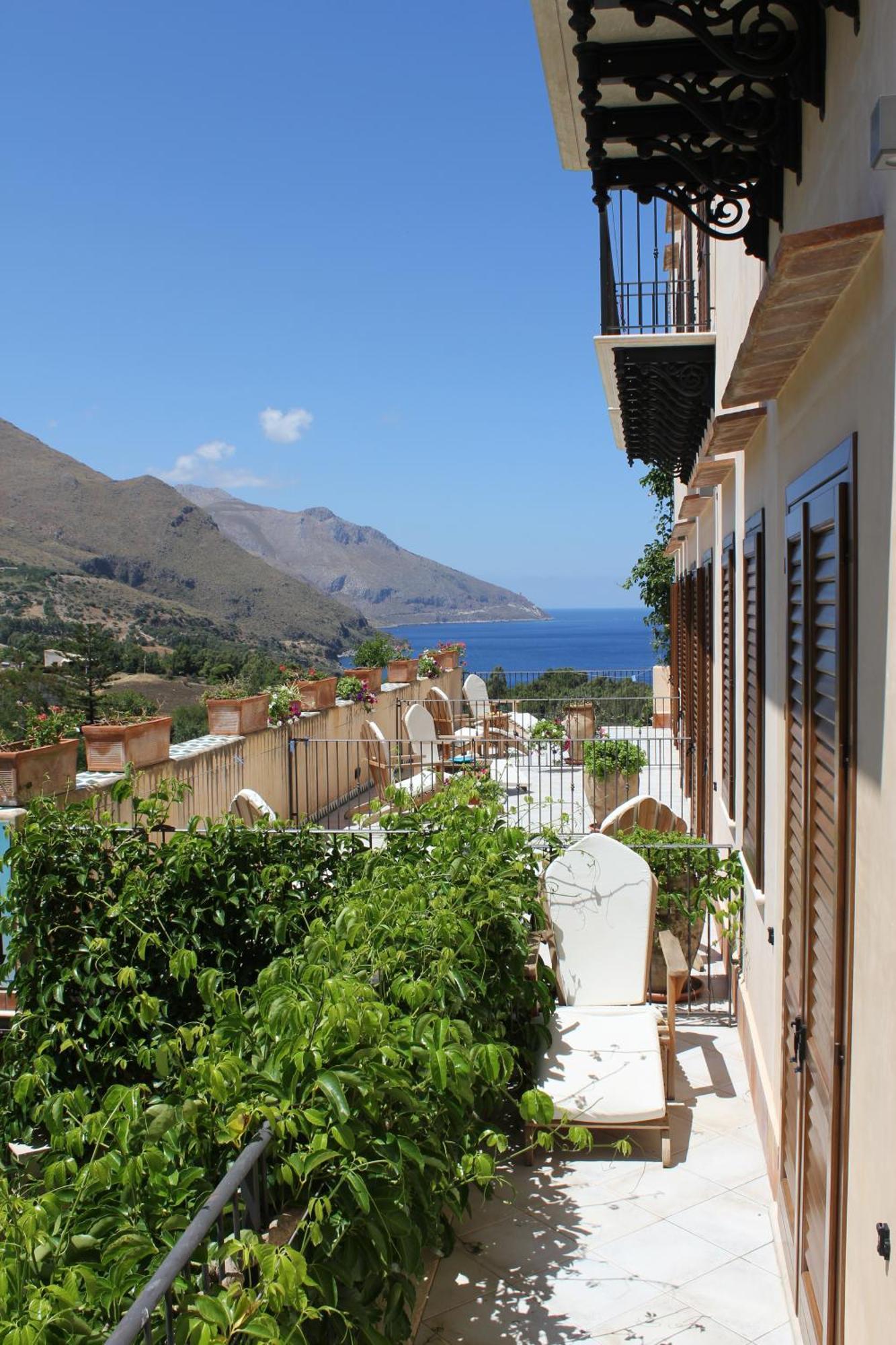 Torre Bennistra Scopello (Sicily) Quarto foto